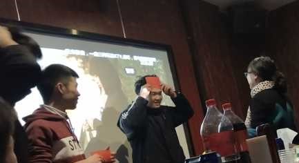 “与你同行”团体辅导——“你猜我画”活动现场