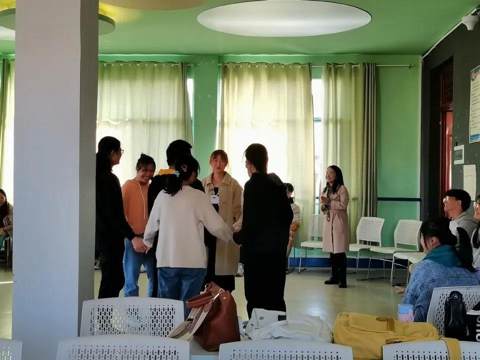 团辅现场1