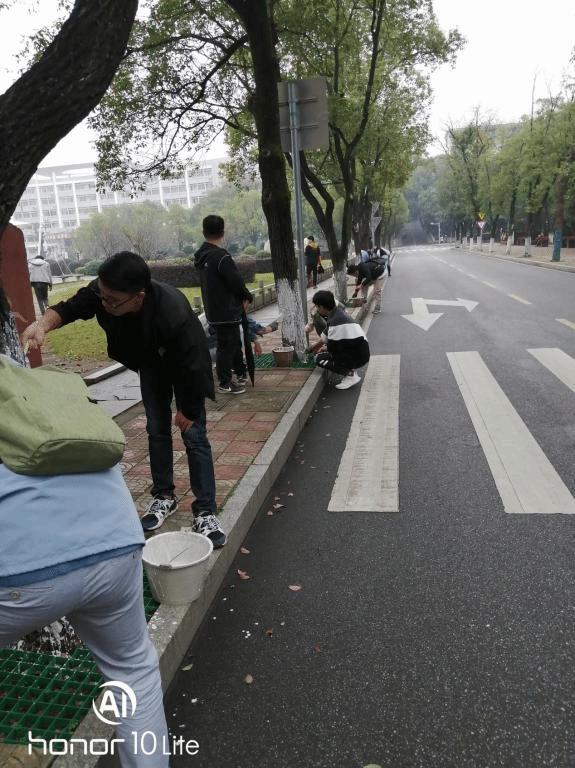 图三 学海路刷白